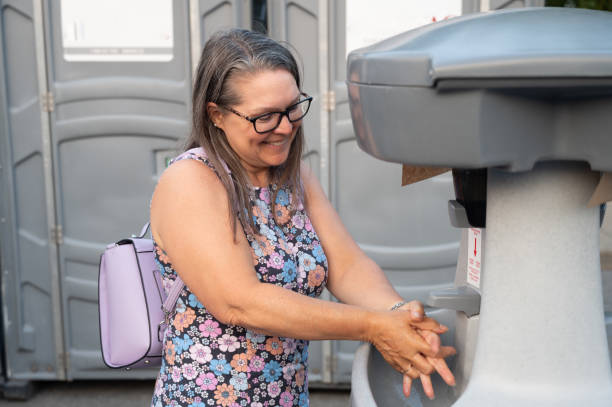 Best Portable bathroom rental  in Ontonagon, MI